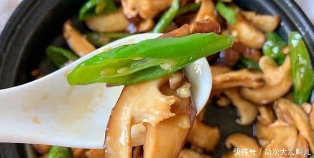 三伏天宁可少吃肉，也要多食此菜，排出毒素，软化血管，早食早好