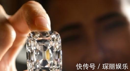 量产 人造钻石和天然钻石几乎没差别,可以量产,为何钻石价格没有降!