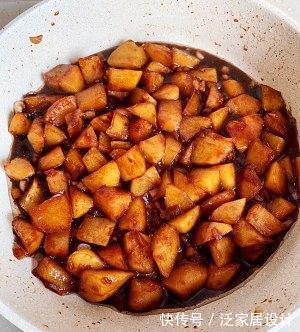 红烧土豆吃腻了,送您可乐土豆,做法简单,美味下饭,吃不够
