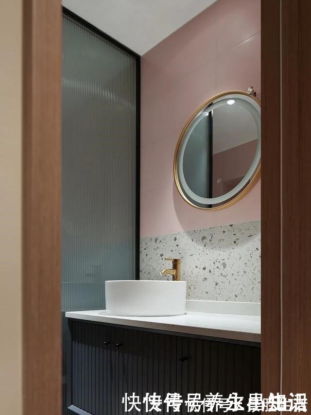 铺设|兜兜转转，曾被淘汰的水磨石，如今又火了，这独特性谁也代替不了！