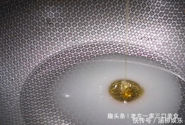 沙琪玛在家这样做,香而不腻、脆而不粘,孩子大人抢着吃