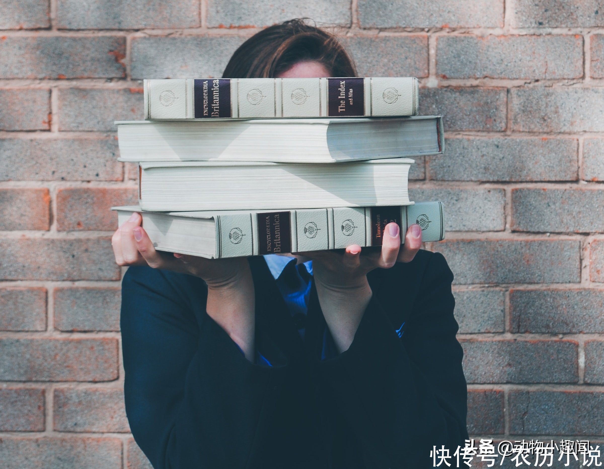 大学生宿舍|女大学生宿舍生娃,男方淡定回应,这是第二胎