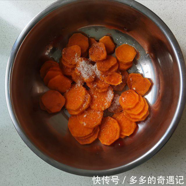 香甜可口|红薯芝麻饼，香甜可口，软糯好吃