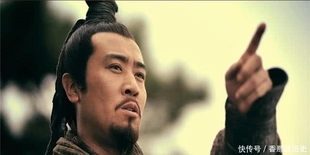 曹操|煮酒论英雄时，刘备没有什么实力，曹操为何要把他称作英雄？