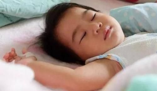 家长|春季是长高的“黄金期”,牢记三个睡眠法则,孩子个头发育更顺利