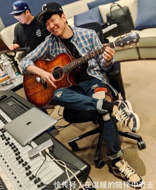 scott 买球鞋需谨慎!球鞋博主推荐的鞋,自己都不穿,千万别被割了韭菜