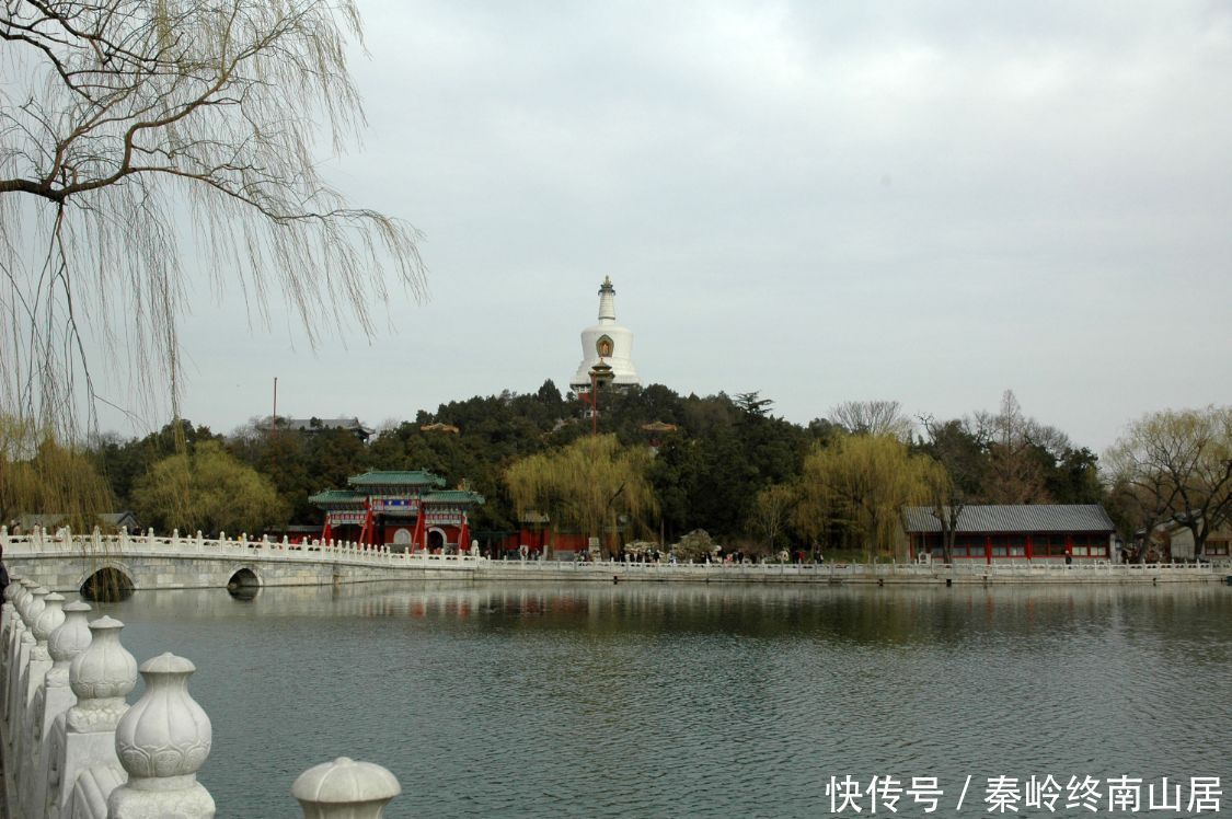 北京什刹海冰场，《血色浪漫》等众多京味电影经典取景地，这些场景你还记得吗