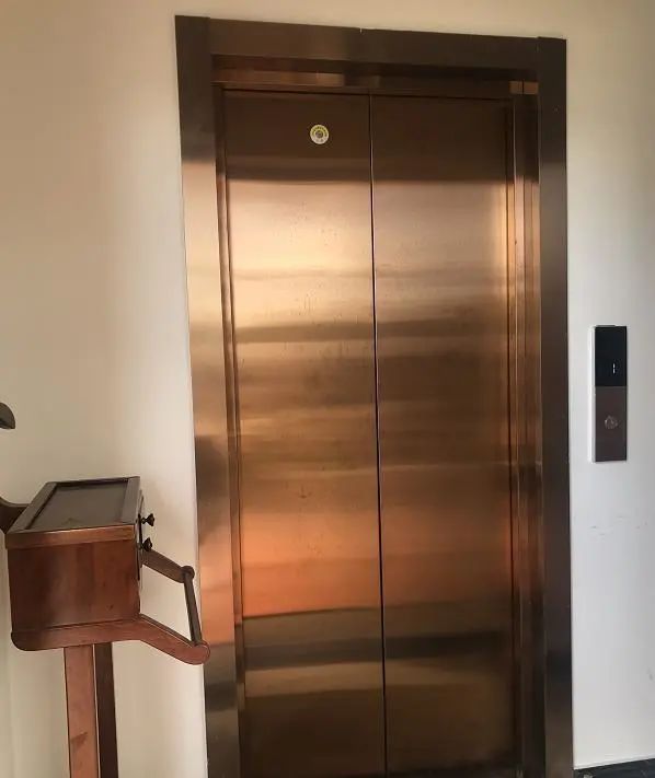 热搜|一农居房冲上热搜:太超前了,这是艺术馆?