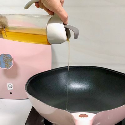 腰果|腰果拌芹菜