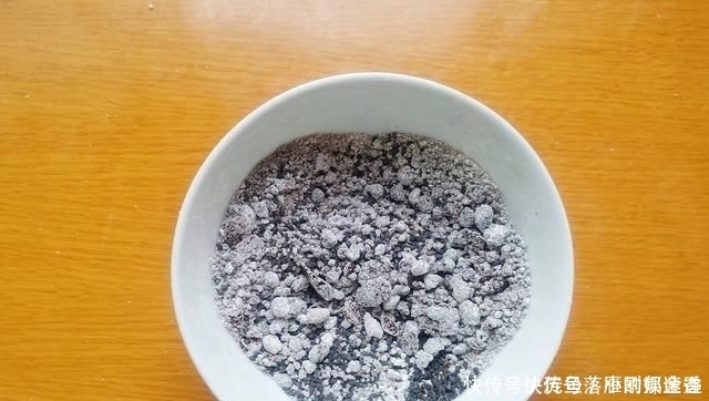 老公做了早餐鸡蛋饼,这么美味的小饼,天天都吃不腻