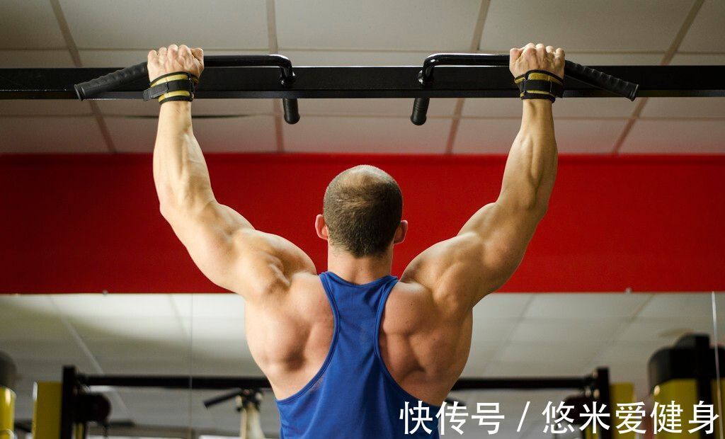手臂|引体向上的技巧教学，4种训练方法，完成标准动作更轻松