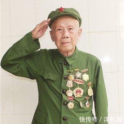 子弹|日军穿的是马甲?其实是防子弹的神器,被误导了80多年