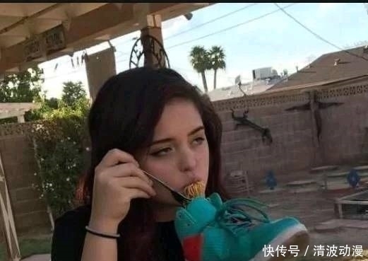 幽默笑话:今天天气很好,估计有20多度吧,