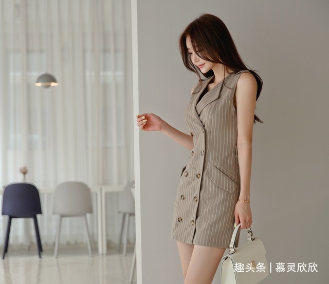 常青树|女神孙允珠优雅的英伦风情穿搭,尽显迷人气质