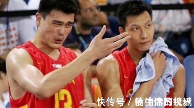 叶恩|易建联宣布寒心决定,姚明不再退让,中国男篮一哥生涯迎拐点