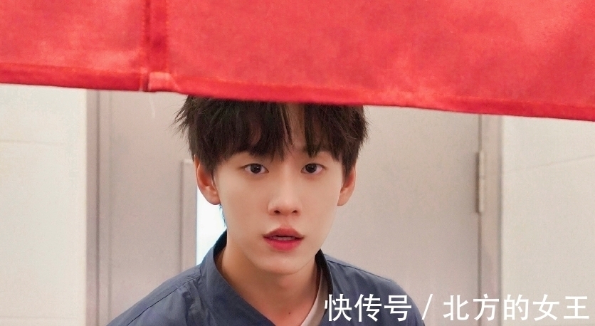 余景天从节目预定C位,到因家庭风波退赛,竟然还有后续