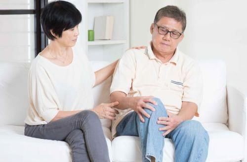 关节|男人步入衰老时,身体3处变硬,2处变大,占两个,就该注意保养了