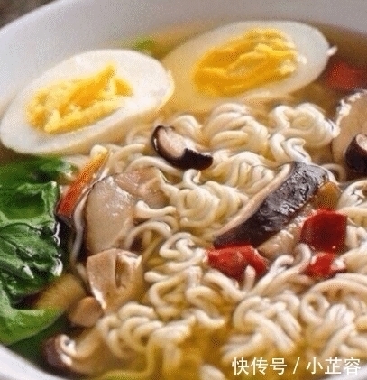 西红柿|网评康师傅最“失败”的3种口味泡面,第1款已下架,你吃过吗