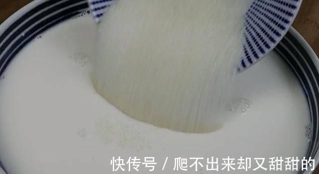 鸡蛋|2个鸡蛋,4袋牛奶,教你一个想不到的做法,连吃10天都不腻