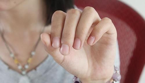 血管堵塞,百病生每天五分钟按一按“化栓穴”,通血管,防脑梗