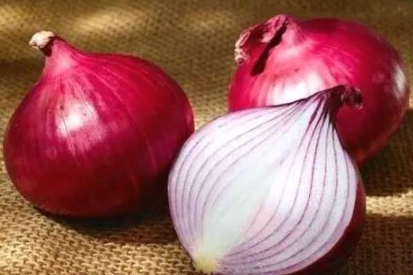 厉害|晚上睡觉前,在床头放个洋葱,真是太厉害,学会受用一生