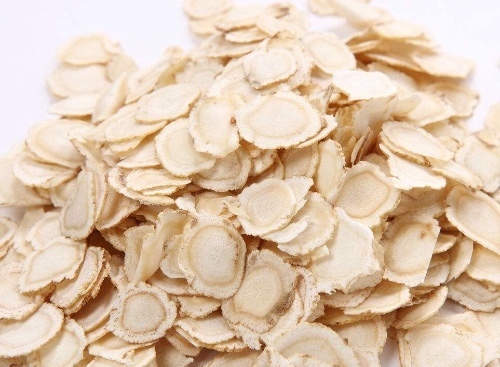 玫瑰花|玫瑰加 “它”泡一泡,连喝7天,帮身体补补血,子宫越来越暖和