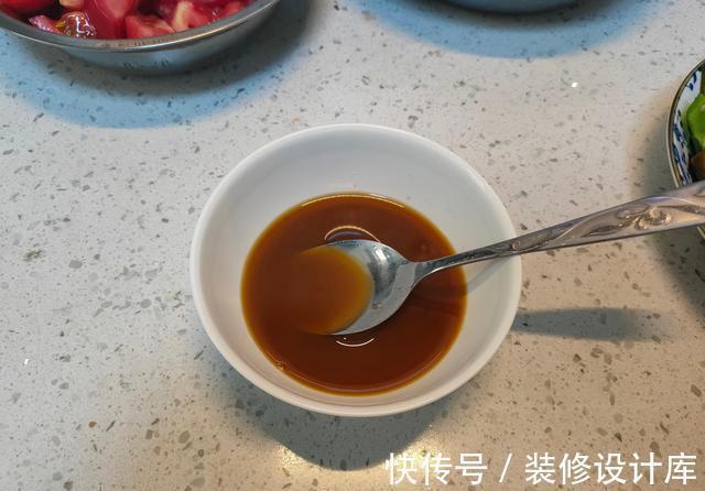 烧茄子|夏天最该吃的蔬菜,一斤不到一元钱,软糯酸甜,比大鱼大肉还下饭