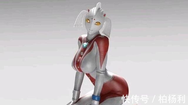 赛罗|女艺人不想演奥特曼,一不小心就暴露隐私,皮套里面要穿这个