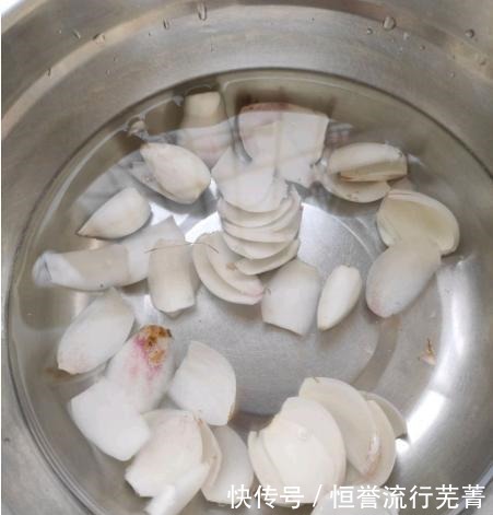 红枣和“它”搭配，金子都不换，气血双补，中年女性要常吃