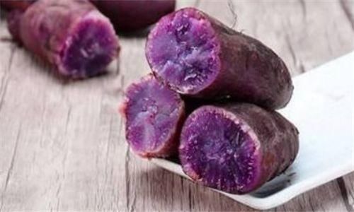 女性不想老太快，常吃三种食物，养护肠胃，增强体质，美容养颜