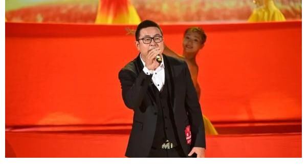 丰收联欢会|《星光大道》唱响“丰收联欢会”