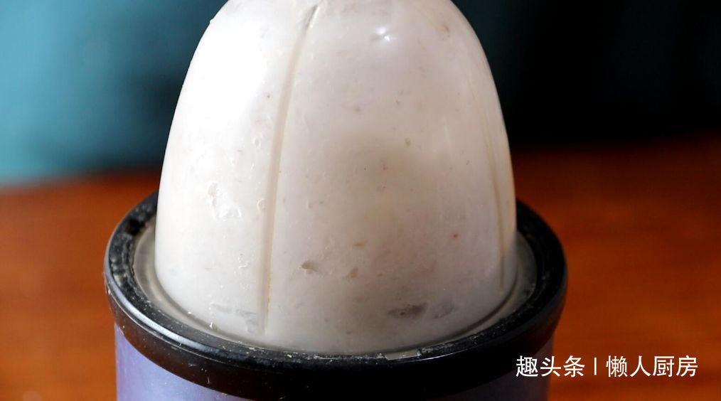 虾片别再买着吃了,自己在家用虾仁做,无添加剂,保存几个月不坏