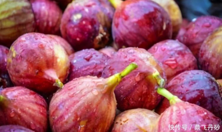 田七花|脸色暗黄的女性,再穷也要买3种食物,不出1个月,皮肤掐出水