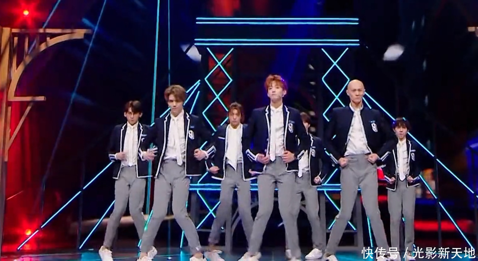 《王牌对王牌》折射娱乐圈咖位,李宇春最有排面,新人抢不到台词