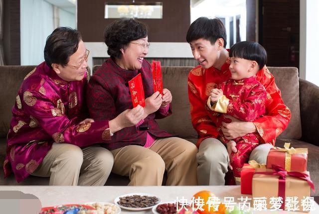 压岁钱|压岁钱是大年三十给孩子,还是大年初一给?讲究大着呢别给错了