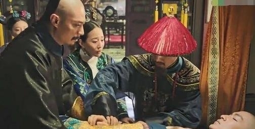 不用|太监都要净身，为什么天天出入皇宫的太医不用？皇帝不怕戴绿帽？