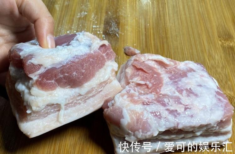 饭店的红烧肉为啥好吃，原来是有技巧，教你一招，软糯鲜香不肥腻