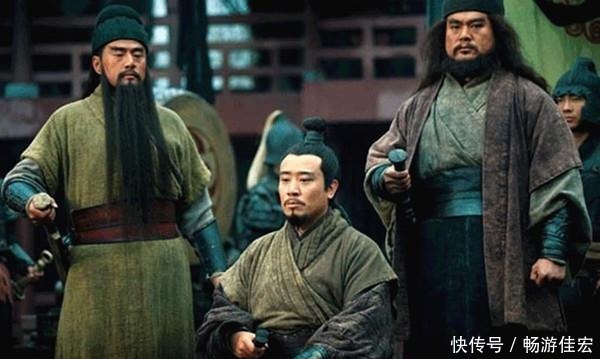 交手|曹操最喜爱的步将,与五虎将中的四位都有过交手,不相上下