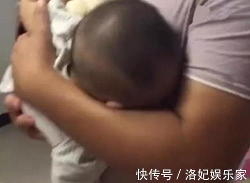 肖丹|爸爸哄娃半小时,以为娃睡了,妈妈走近看被萌翻宝宝在偷偷自嗨