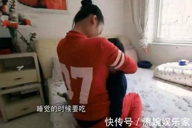 断奶|8岁男孩依然在吃母乳,断奶几次都失败告终,对孩子会有影响吗