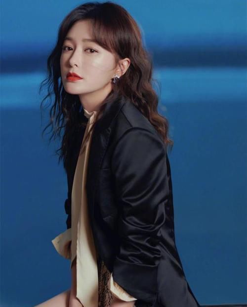 脸上有这3个特征，你就是典型的“抗老脸”，年纪越大越耐看