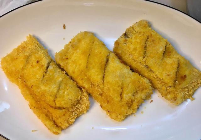  轻松|懒人版香蕉派，香甜酥脆，5分钟轻松搞定