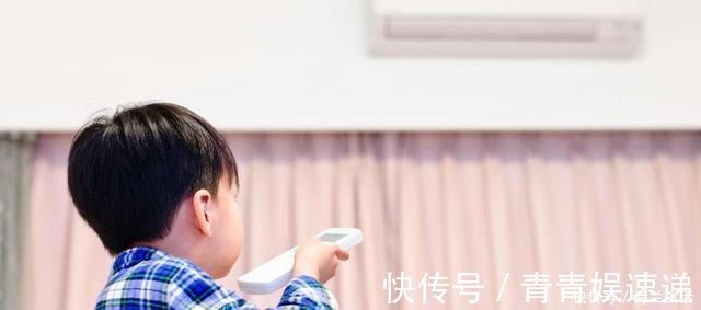 宝妈|宝爸自告奋勇哄娃睡走红,自己被哄睡宝宝撂一旁,空调开到17度