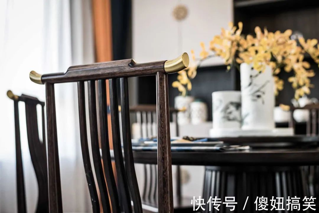 实木|180㎡现代中式,没有老土气的设计,禅意儒雅好高级