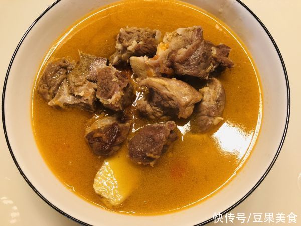脾胃排骨|这道番茄排骨汤，我一年四季都想吃