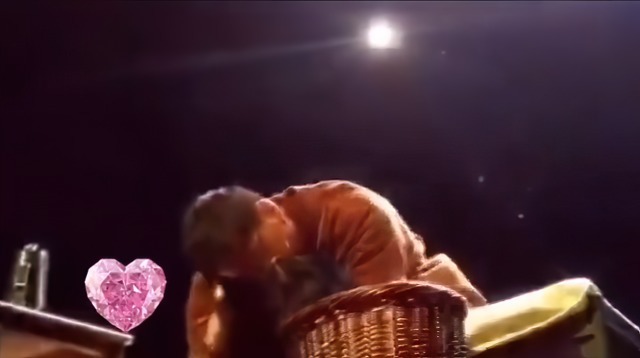 陳情令|前有肖戰(zhàn)60秒法式熱吻,后有王一博60秒喝兩瓶水,醋壇子翻的節(jié)奏