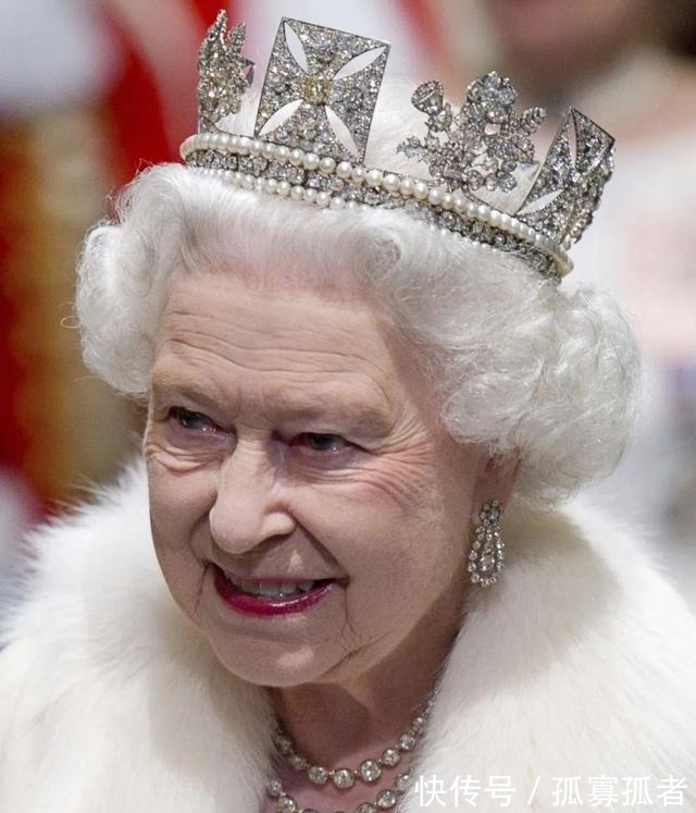 吊坠&那么重的耳环为什么却成为了王室女性的最爱!