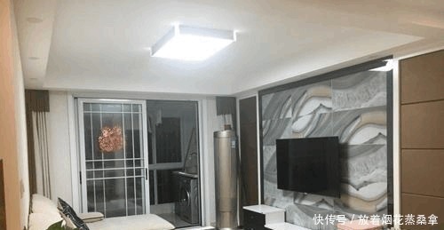 背景墙|不顾反对在卧室装两大排衣柜, 做完后大家都闭嘴了!