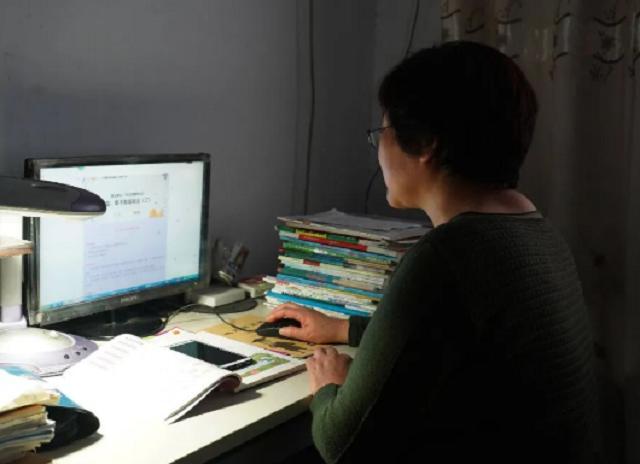 母亲|失独母亲为抚平丧子之痛,40岁生下二胎,13年后却难逃命运的捉弄