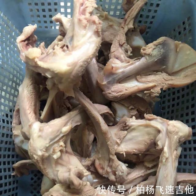 用小火煮|卤鸭锁骨工艺配方